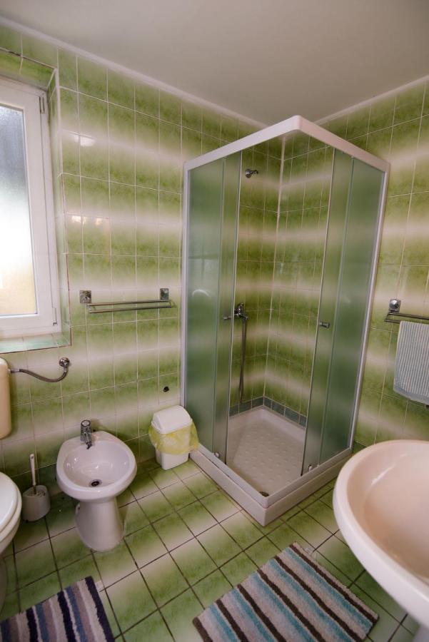 Ferienwohnung Nena Mali Lošinj Exterior foto